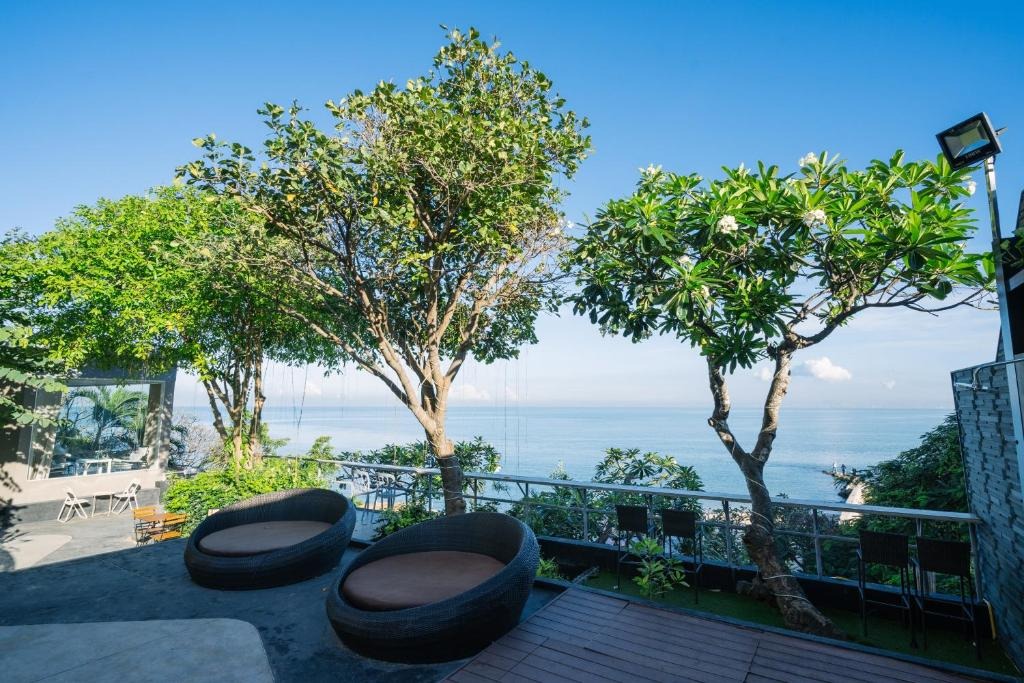 هتل گلدن تولیپ بیچ ریزورت